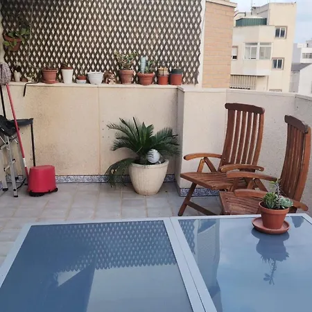 Penthouse Mit Drei Schlafzimmern In Der Naehe Von Natuerlichen Schwimmbaedern By Interhome Apartamento Torrevieja