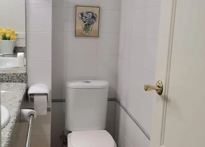 Penthouse Mit Drei Schlafzimmern In Der Naehe Von Natuerlichen Schwimmbaedern By Interhome Apartamento Torrevieja