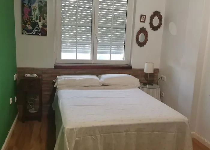 Apartamento Penthouse Mit Drei Schlafzimmern In Der Naehe Von Natuerlichen Schwimmbaedern By Interhome