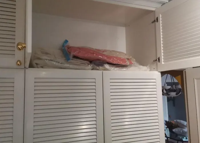 Penthouse Mit Drei Schlafzimmern In Der Naehe Von Natuerlichen Schwimmbaedern By Interhome Apartament Torrevieja